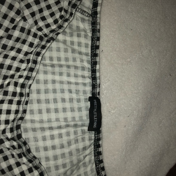 One suit - Picture 4 of 5